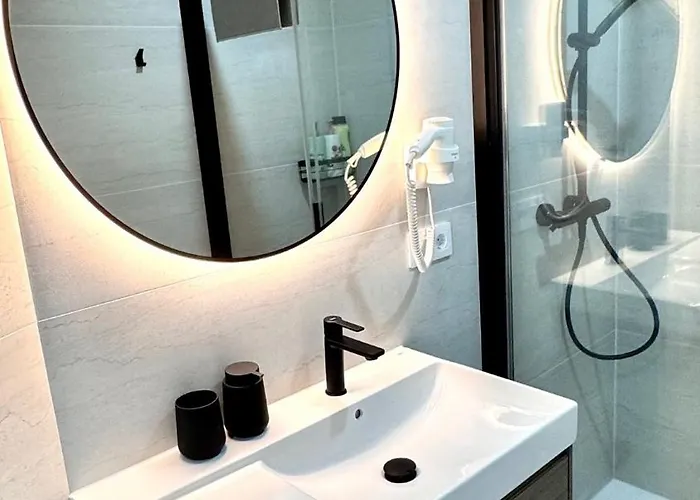 Americas 200 B Адехе