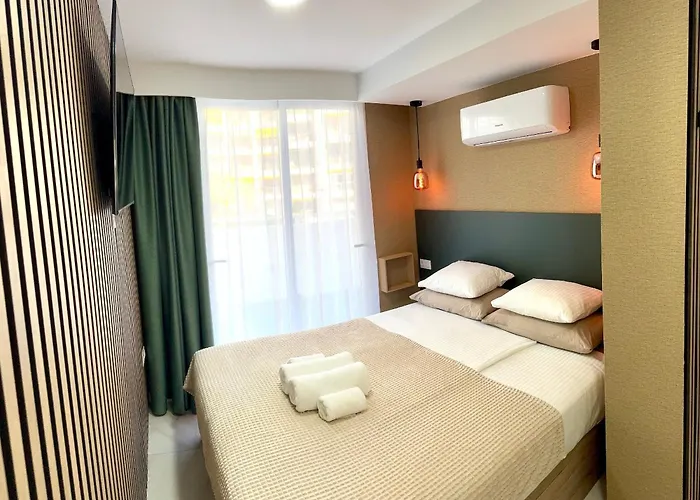 Americas 200 B Адехе