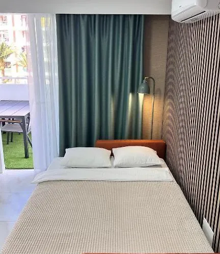 Americas 200 B * Адехе